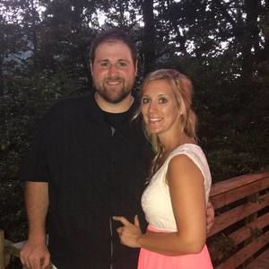 Meet your Posher, Dara